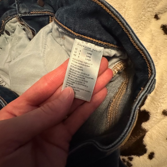 American Eagle Women's Dark Blue Skinny Jeans - Picture 5 of 5